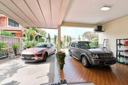 Jalan Sikudangan (D13), Semi-Detached #554242921